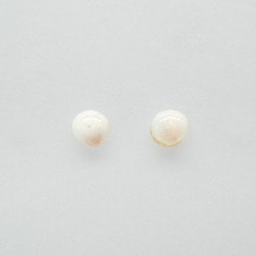 Tiny blossom shell earring